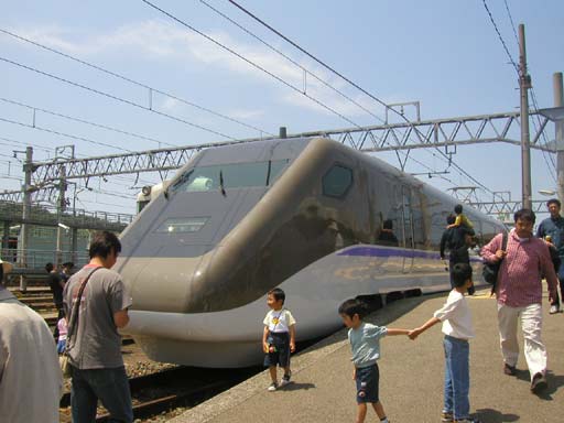 ���w��ɏW�܂����q���B�B